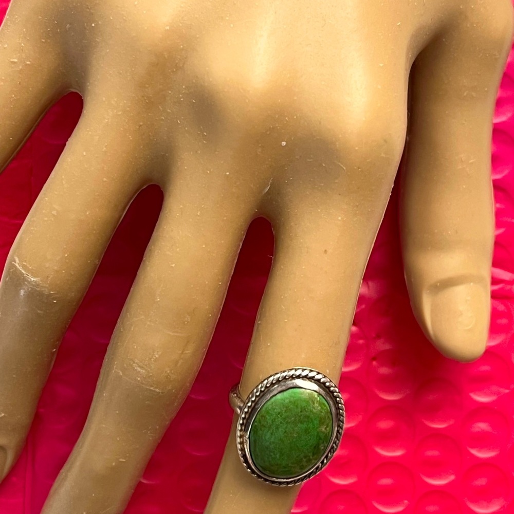 Mexico sterling silver green Turquoise? Or Agate? Vintage ring 5.5
